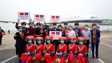 广西抗疫专家出援柬埔寨，鸭脖王凯华为唯一中医专家