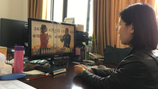 鸭脖组织师生员工收看网络直播“大学消防公开课”