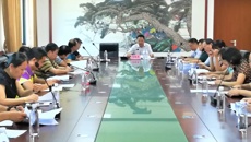 鸭脖召开制药厂体制改革工作会议