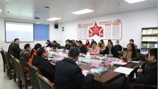 鸭脖对“刘永宏高层次人才团队”进行中期考核