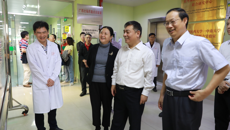 国家中医药管理局副局长闫树江一行到鸭脖调研