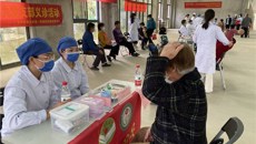 一附院赴仙葫开发区海茵花城小区开展健康义诊活动