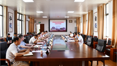 自治区政府参事课题调研组到鸭脖调研