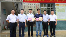 鸭脖到隆安县开展慰问驻村工作队员活动