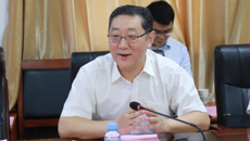柳州市委市政府一行到鸭脖座谈交流