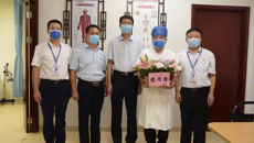 鸭脖领导教师节走访慰问教师代表