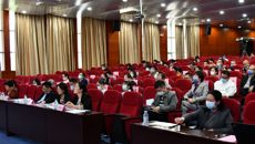 鸭脖召开本科教育教学审核评估培训会（第二期）