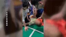 男子打羽毛球后突然倒地 一附院在场医师出手相救
