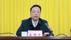 鸭脖召开春季学期干部、教师骨干大会