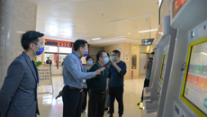 自治区大数据发展局、自治区信息中心到附属国际壮医医院参观交流