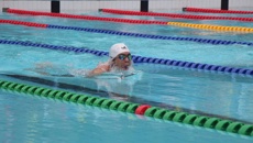 鸭脖学子在广西学生运动会游泳比赛中再创佳绩