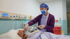 战“峰”国壮人丨“必须顶上，除了我们又有谁能帮他们呢？”