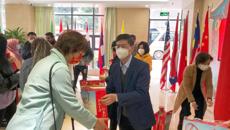 姚春校长、何并文副书记慰问鸭脖假期留校外国学生及港澳台学生