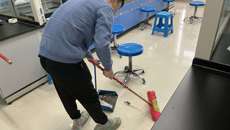 药学院药学学生第一党支部开展“学雷锋”主题党日活动