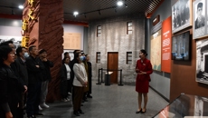 学校纪委书记覃宇环参加机关党委“奋进新时代”  主题党日活动