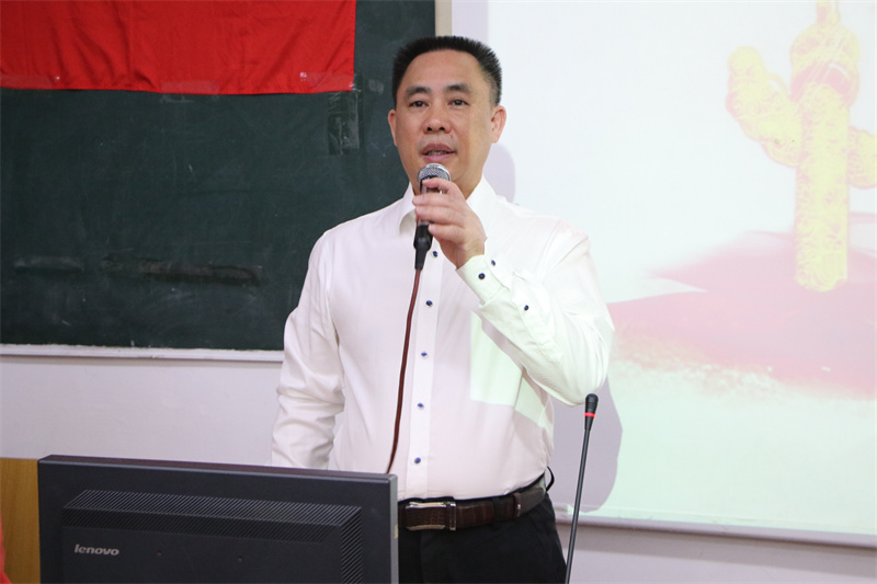 IMG_9889.jpg IMG_9889.jpg