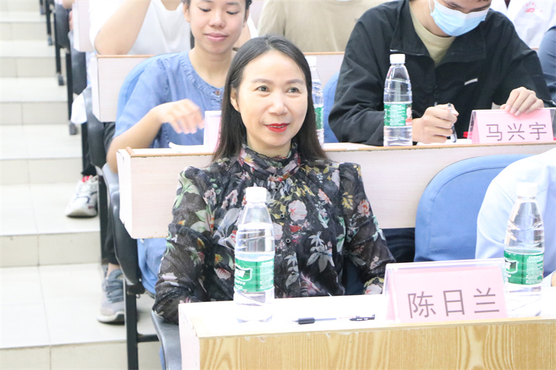 IMG_9954.jpg IMG_9954.jpg