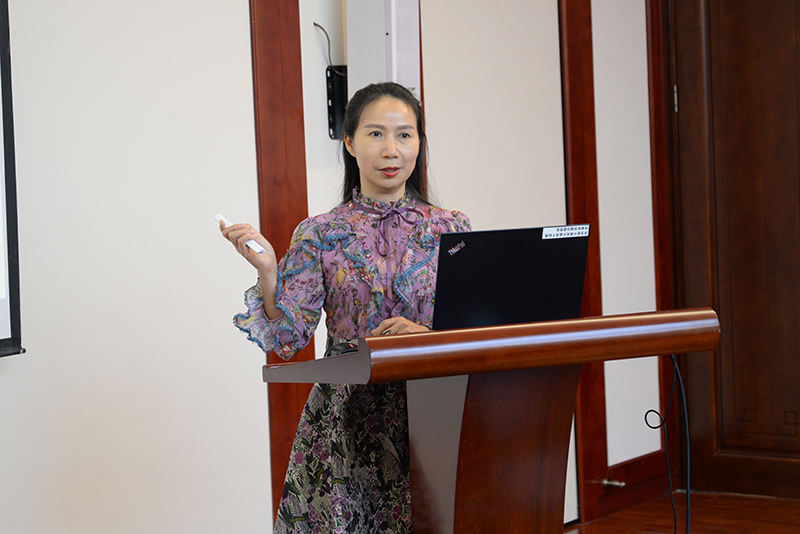 4陈日兰副书记作汇报.jpg 4陈日兰副书记作汇报.jpg