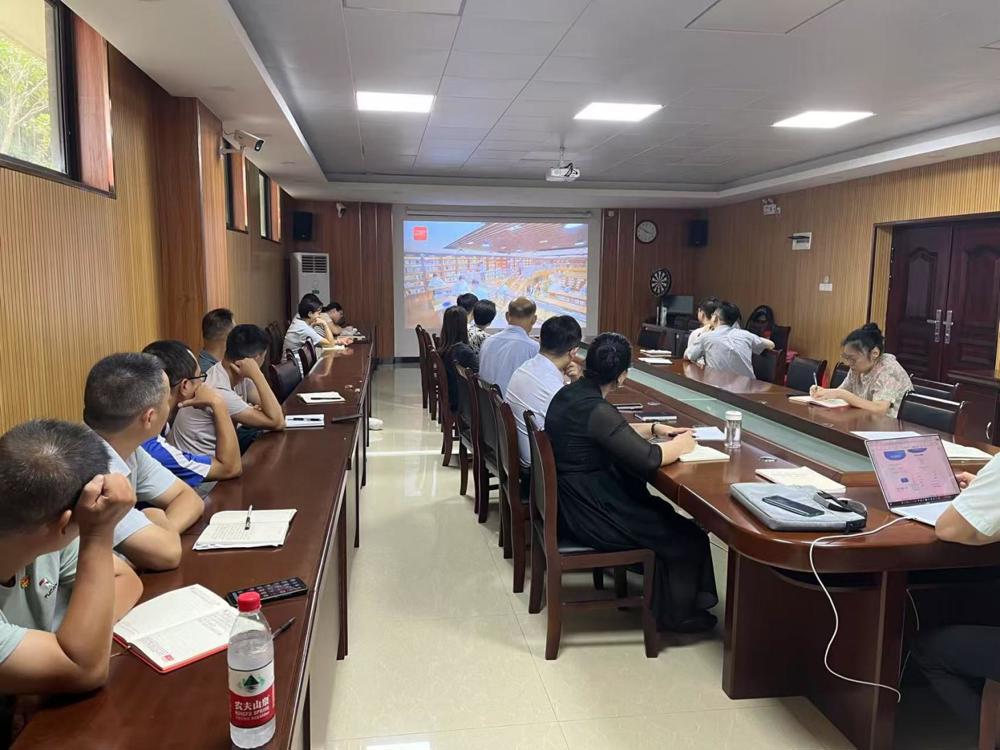 观看《八项规定改变中国》 观看《八项规定改变中国》