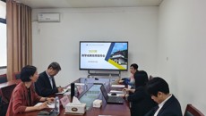 鸭脖召开研究生教育和思政课教学成果培育指导会