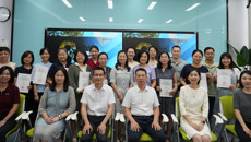 学校携手西交利物浦大学 15位教师完成研究导向型教学研修并展示创新成果