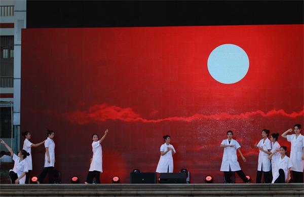 开场舞《Shine》