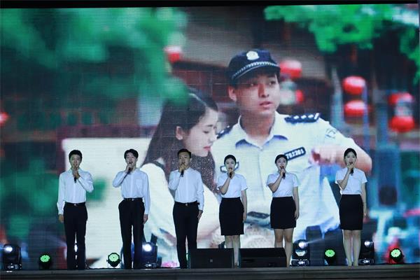 朗诵《人民的守护者》