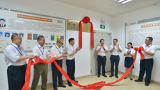 广西壮瑶药工程技术研究中心医院制剂研发分中心在附属国际壮医医院揭牌成立