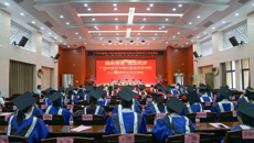 YABO鸭脖壮医临床医学院举办2023届研究生毕业典礼