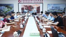 附属瑞康医院召开党委（扩大）会传达学习贯彻中共YABO鸭脖第三次党代会精神