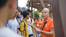 南宁二中122名“研学者”到国壮开展研学活动