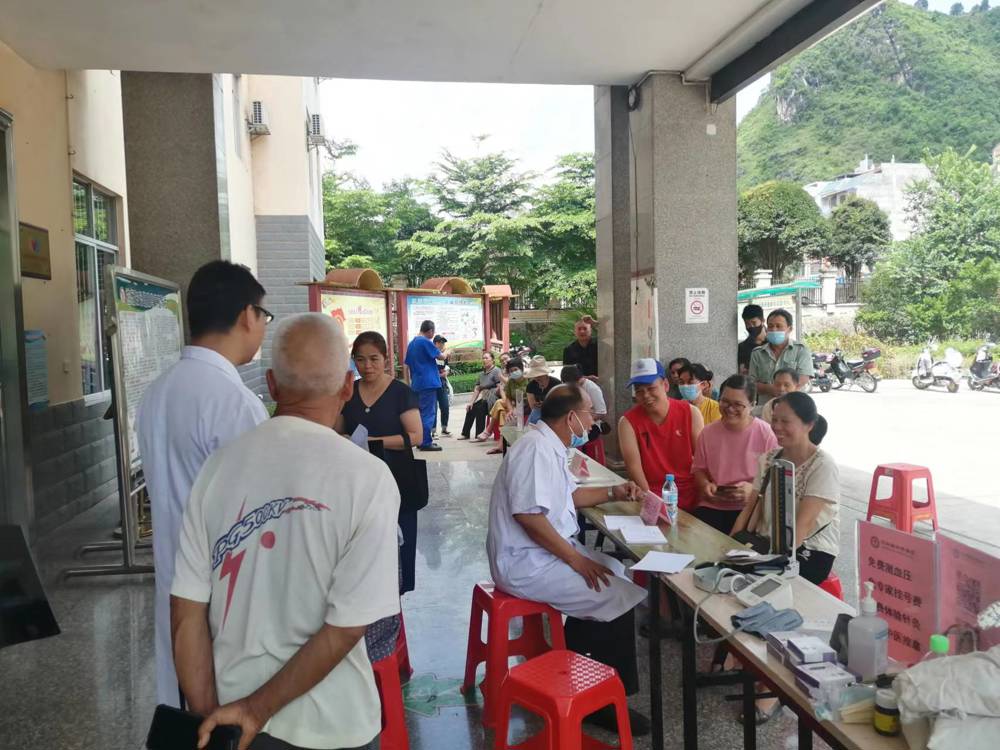 6a8290efffb14bc6af4d246303571f7