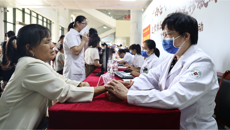 一附院李桂贤全国名老中医团队到贵港市覃塘区人民医院开展学术交流活动