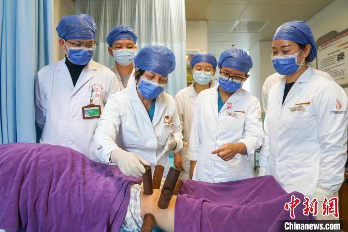 &nbsp; &nbsp; &nbsp; &nbsp; &nbsp; &nbsp; &nbsp; &nbsp; &nbsp; &nbsp; &nbsp; &nbsp; &nbsp; &nbsp; &nbsp; &nbsp;