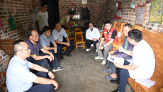 鸭脖组织专家团队深入定点帮扶村开展工作调研和送医送药上门活动