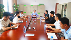 鸭脖召开乡村振兴驻村干部工作座谈会