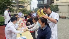 医心向党，针推为民——国壮内科第四党支部开展健康义诊主题党日活动