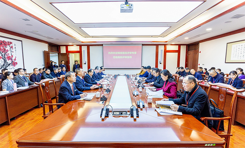 1汇报会现场.jpg 1汇报会现场.jpg