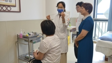 连州市人大常委会到附属国际壮医医院调研