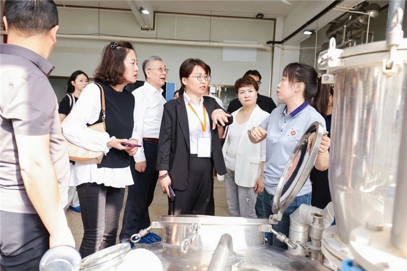 参观制剂中心车间