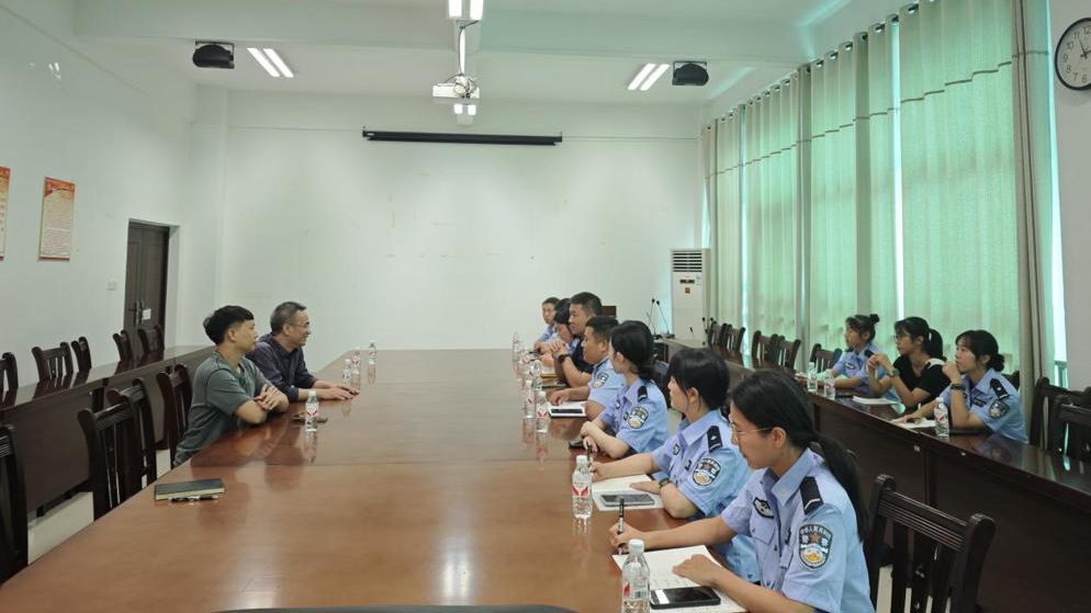 53e3ad912ae85b5ceddfe68e6f0c3a6