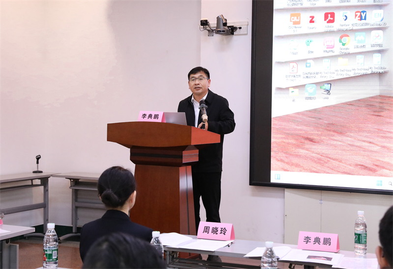 1.学校副校长李典鹏同志致辞