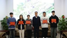 寒冬送暖情系师生，新春慰问传递党恩——赛院领导深入一线慰问困难党员（职工）