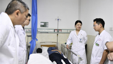 【广西“名中医八桂行”】第一附属医院曾平名中医团队到靖西市中医医院开展活动