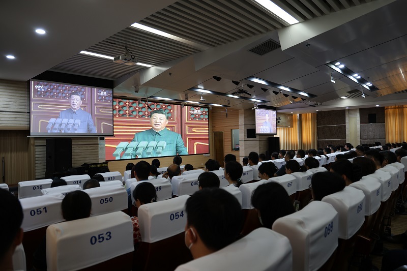 认真聆听总书记讲话