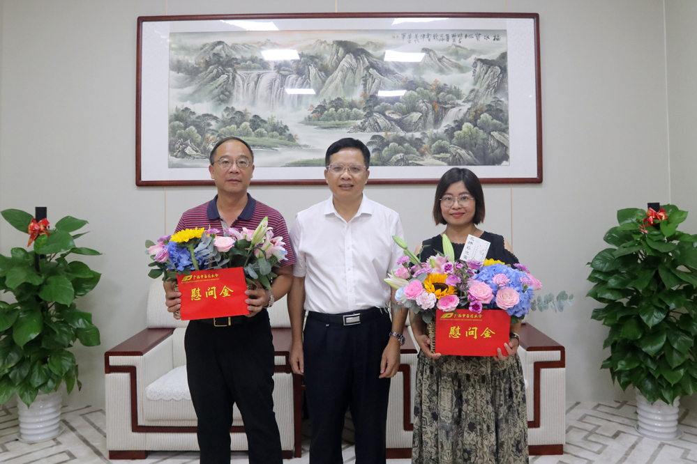 添加图片描述 添加图片描述