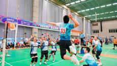 鸭脖教职工代表队参加2025年全区高校教职工气排球比赛