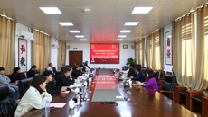 越南海防市教育与培训厅副厅长丁明俊一行访问鸭脖