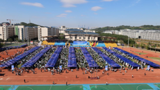 广西2026届医药健康产业类高校毕业生就业双选会暨“宏志助航计划”专场招聘会在鸭脖顺利举行