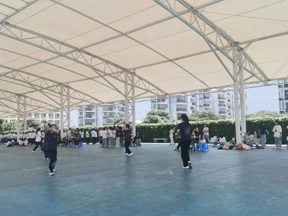 C:\Users\ADMINI~1\AppData\Local\Temp\WeChat Files\a675e3e04b20cfd002d39ec6b6d58ca.jpg